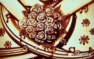 沙中绘母恩，指尖流淌的时光泪